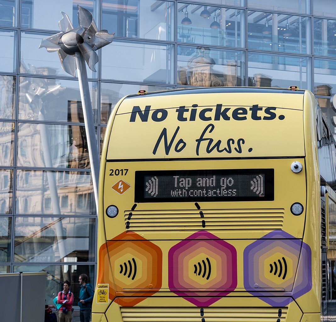 Bee Network bus with tap and go livery